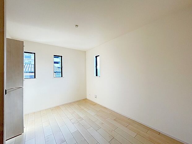 子供部屋には丁度良い洋室。サイズは6帖。