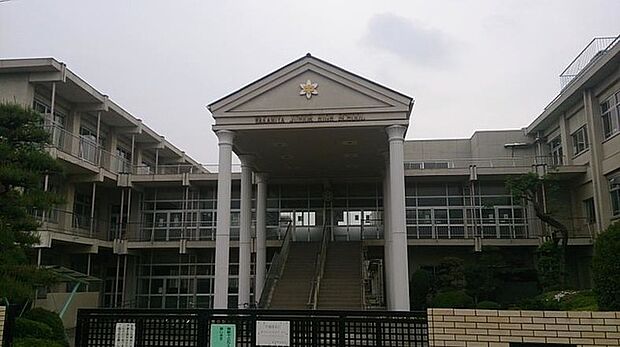 坂戸市立若宮中学校（1730m）