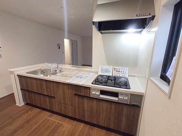 お料理を効率的に、楽しく。あったらいいなをかなえてくれるシステムキッチン。 