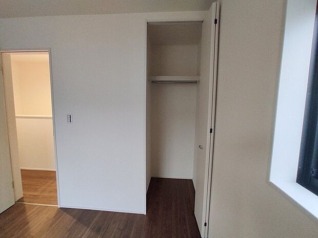 部屋ごとに設けた収納は、住みやすさへのこだわり。