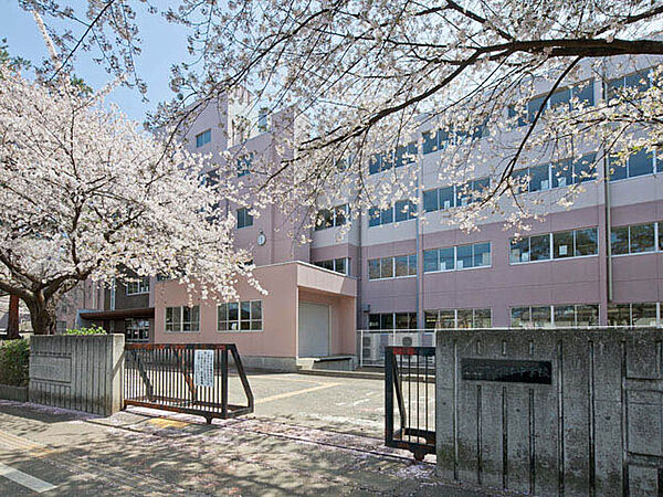 北本市立北本中学校（2130m）