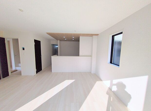 リビング空間にこだわりたい方に、見ていただきたい住宅です。