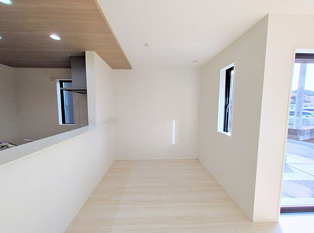 ご家族みんながゆったりくつろげる広々LDK。