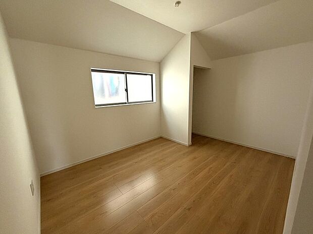 この部屋だれの部屋にしようかな、なんて会話を現地で楽しんでください。 