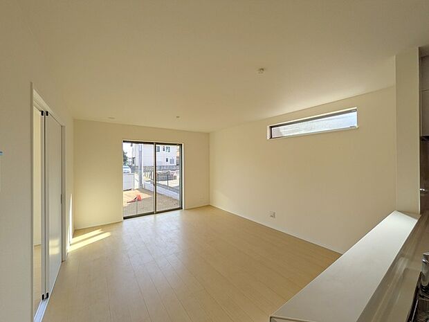 開放的なこの空間がお客様をお出迎えします。 