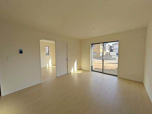 朝から日差しいっぱい、 早起きしたくなるＬＤＫ。 