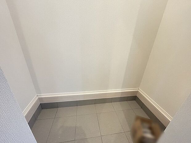 土間収納付きでお子様のおもちゃも、ゴルフバッグもスッキリ収納しましょう。 