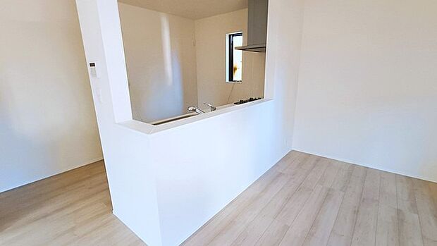 完成済み、実物をじっくりチェックできます。