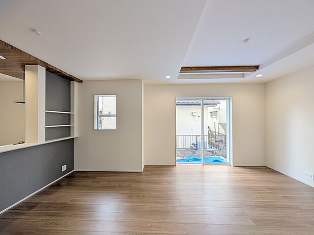 家族が自然に集りそうな広さが魅力のLDK。