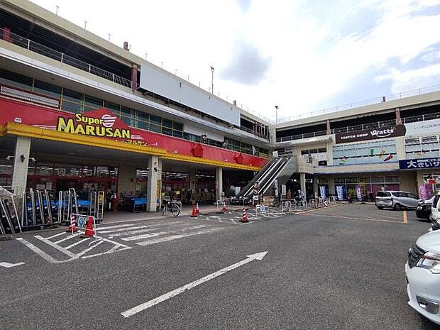 マメトラショッピングパーク (580m)