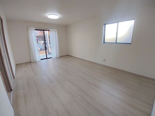 朝から日差しいっぱい、 早起きしたくなるＬＤＫ。 