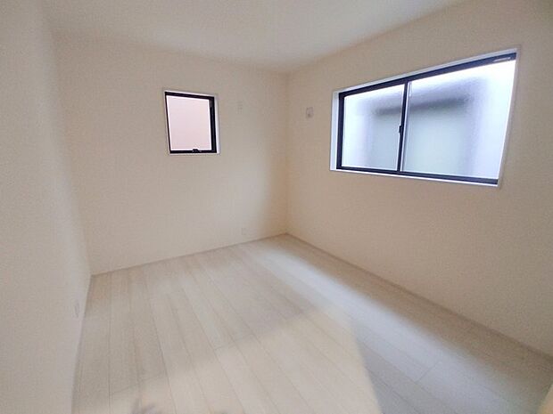 この部屋だれの部屋にしようかな、なんて会話を現地で楽しんでください。