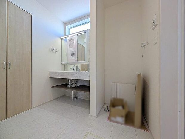 脱衣所は目覚めのスイッチが入る場所ですね。