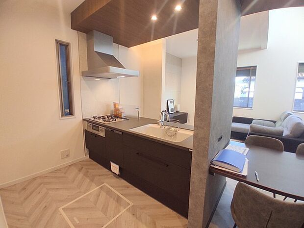 お料理を効率的に、楽しく。あったらいいなをかなえてくれるシステムキッチン。