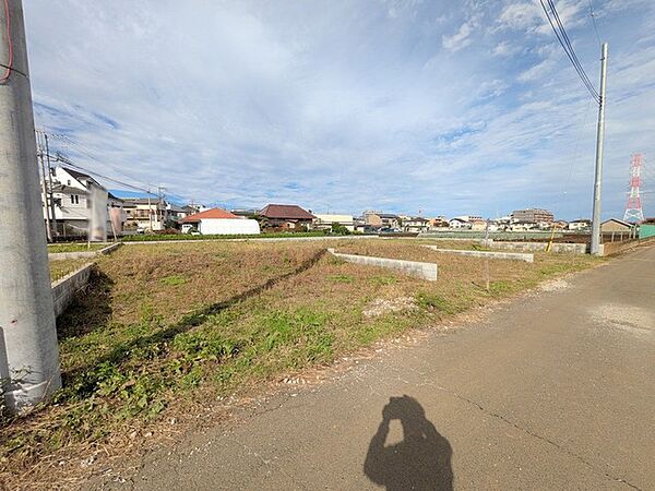 隣家とのゆとりにもこだわりを。広々敷地にご注目ください。
