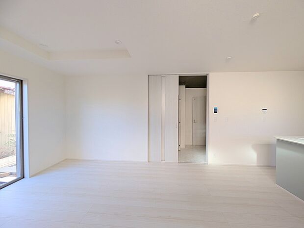 朝から日差しいっぱい、 早起きしたくなるＬＤＫ。 