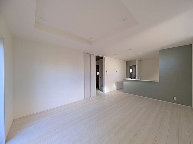 快適性とゆとりをデザインしたリビングは、広々した17帖。