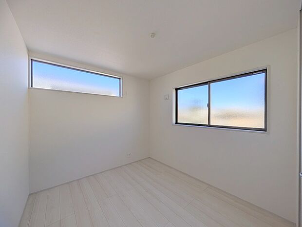 子供部屋には丁度良い洋室。サイズは5.25帖。 