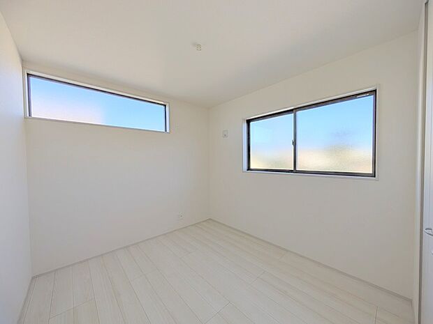 子供部屋には丁度良い洋室。サイズは5.25帖。