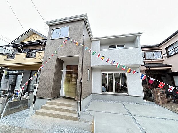 通勤、通学がちょっとした運動にもなる、駅徒歩13分。