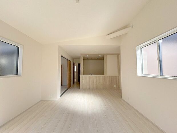 快適性とゆとりをデザインしたリビングは、広々した17帖。 