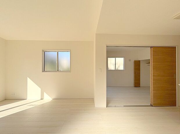 家族団らんの時間も増えそうな、くつろぎのLDK。