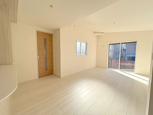 朝から日差しいっぱい、 早起きしたくなるＬＤＫ。 