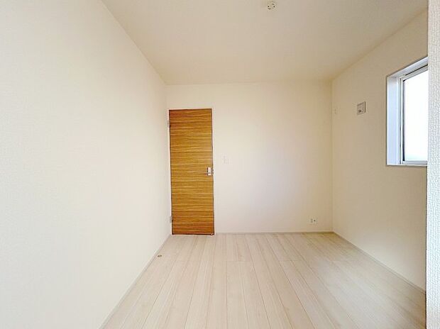 完成済み、実物をじっくりチェックできます。 