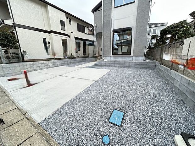 そんなに大きくはないけれど、お庭が持てるのが持家の魅力。 