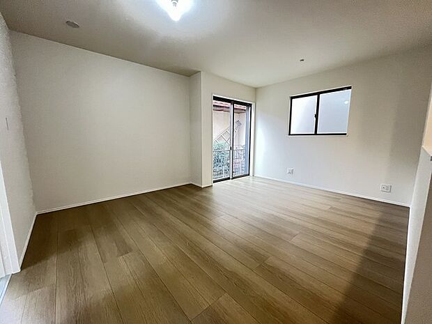 家族団らんの時間も増えそうな、くつろぎのLDK。