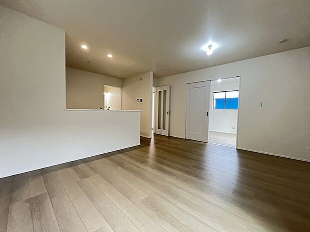 リビング空間にこだわりたい方に、見ていただきたい住宅です。