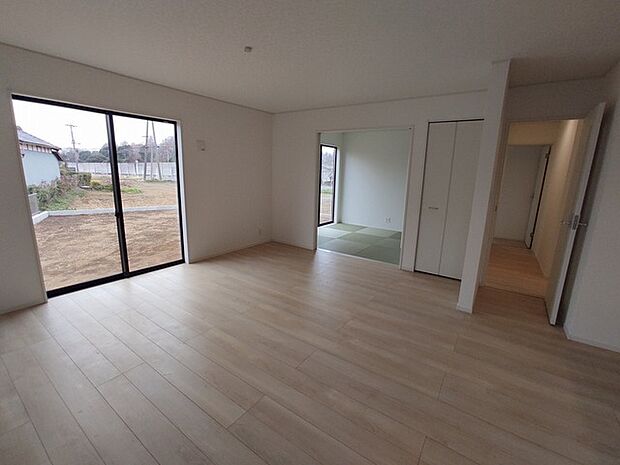 家族団らんの時間も増えそうな、くつろぎのLDK。