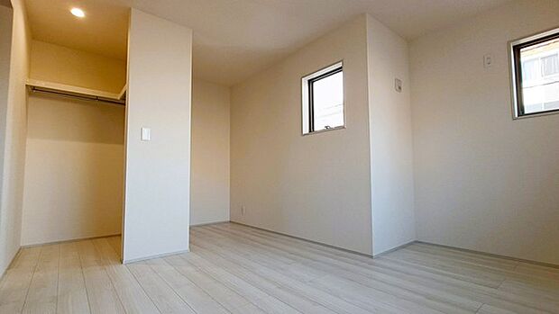 この部屋だれの部屋にしようかな、なんて会話を現地で楽しんでください。