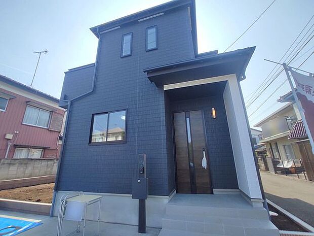 当分譲地はこちらの一棟のみの現場となります。ご覧になれますので、お気軽にお問い合わせください。