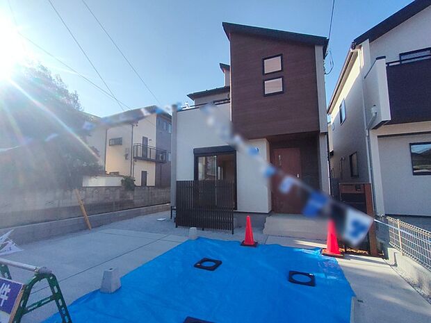 当分譲地はこちらの一棟のみの現場となります。ご覧になれますので、お気軽にお問い合わせください。 
