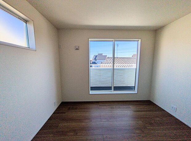 子供部屋には丁度良い洋室。サイズは5.25帖。