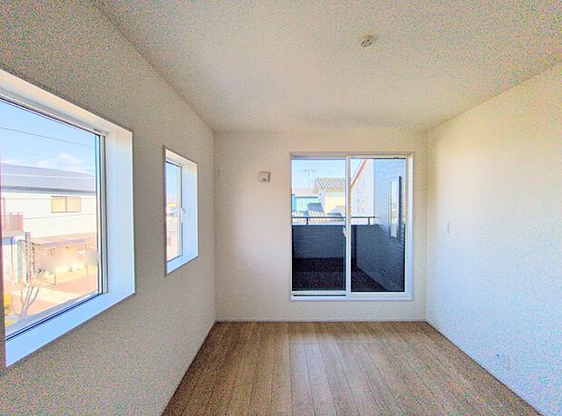 完成物件ですから、実際の生活イメージがつかめます。まずはごゆっくり見てみてください。