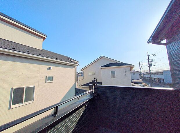 閑静な住宅地で、小さなお子様がいるご家族にも安心。