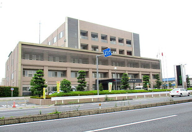 上尾警察署（560m）