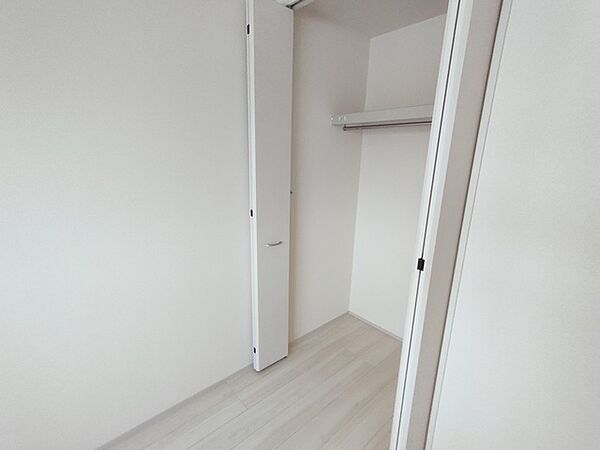 全居室収納スペース付きの物件です。