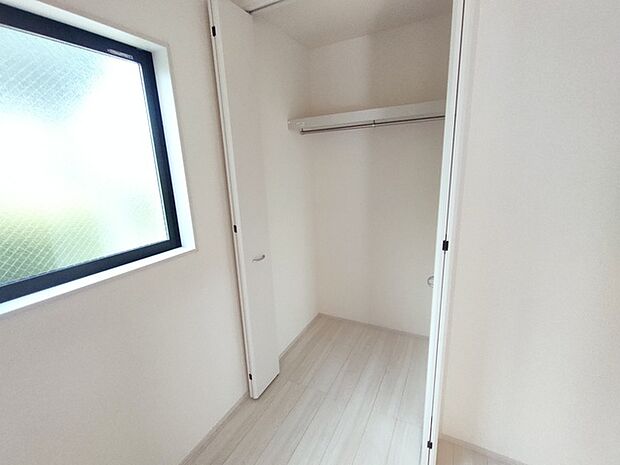 部屋ごとに設けた収納は、住みやすさへのこだわり。 