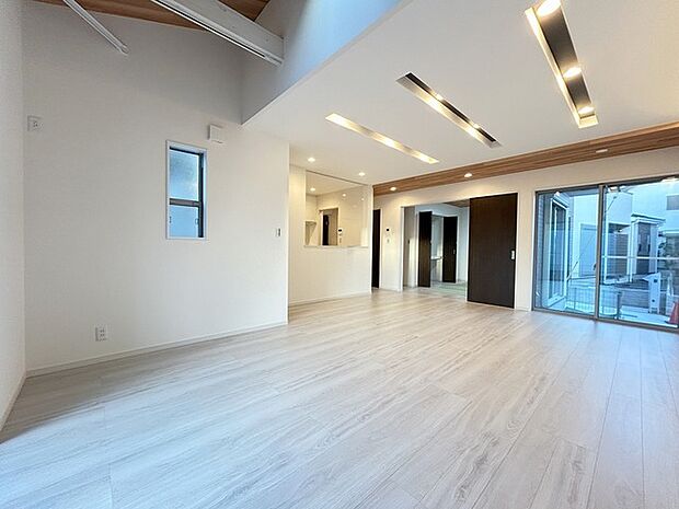 家族団らんの時間も増えそうな、くつろぎのＬＤＫ。 