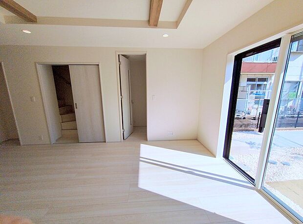 開放感と採光にこだわった、20.12帖のLDK。