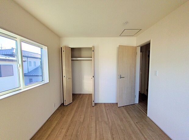 子供部屋には丁度良い洋室。 