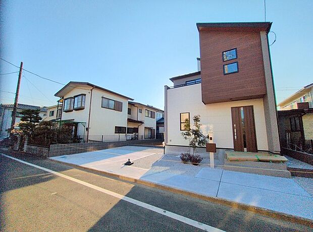 通勤、通学がちょっとした運動にもなる、駅徒歩15分。