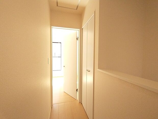 ご家族の思い出も大切にしまっておけるたっぷり収納。