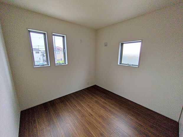 子供部屋には丁度良い洋室。 