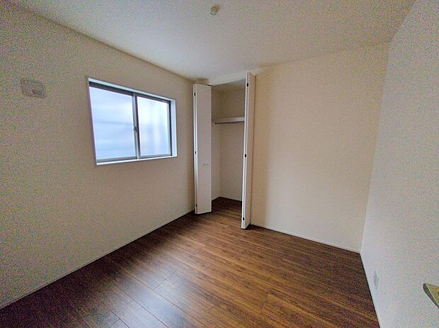 太陽の恵みを感じる、温もりと明るさにあふれたお部屋。 