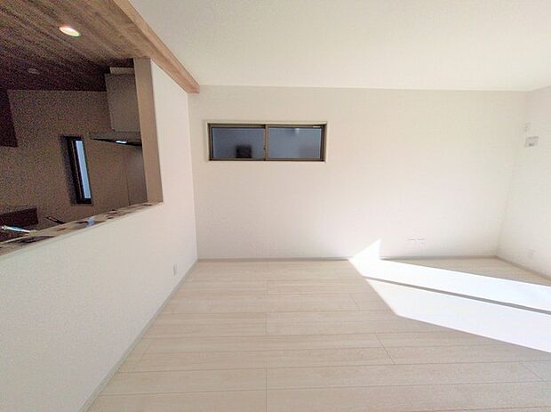 朝から日差しいっぱい、 早起きしたくなるＬＤＫ。 