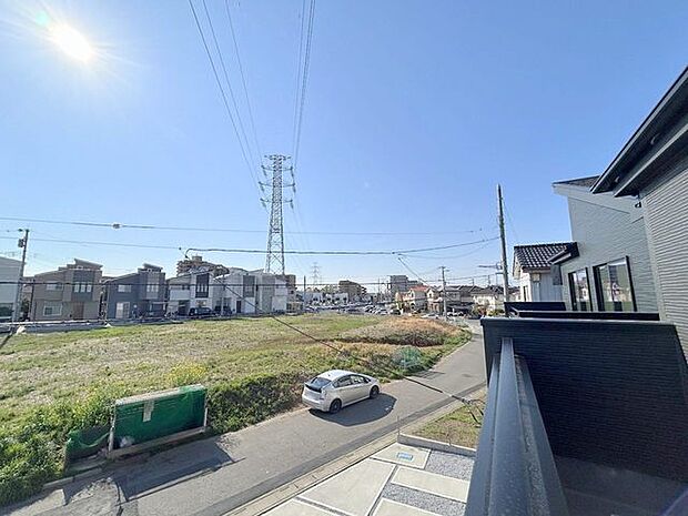 閑静な住宅地で、小さなお子様がいるご家族にも安心。